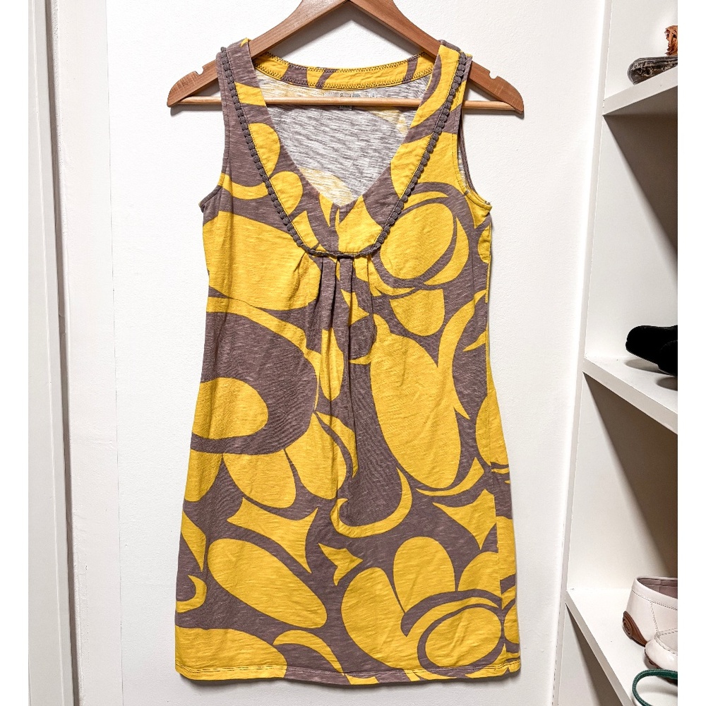 Boden Women's V-Neck Sleeveless MiniDress Size 4 Gold/Tan Detailing at Neckline